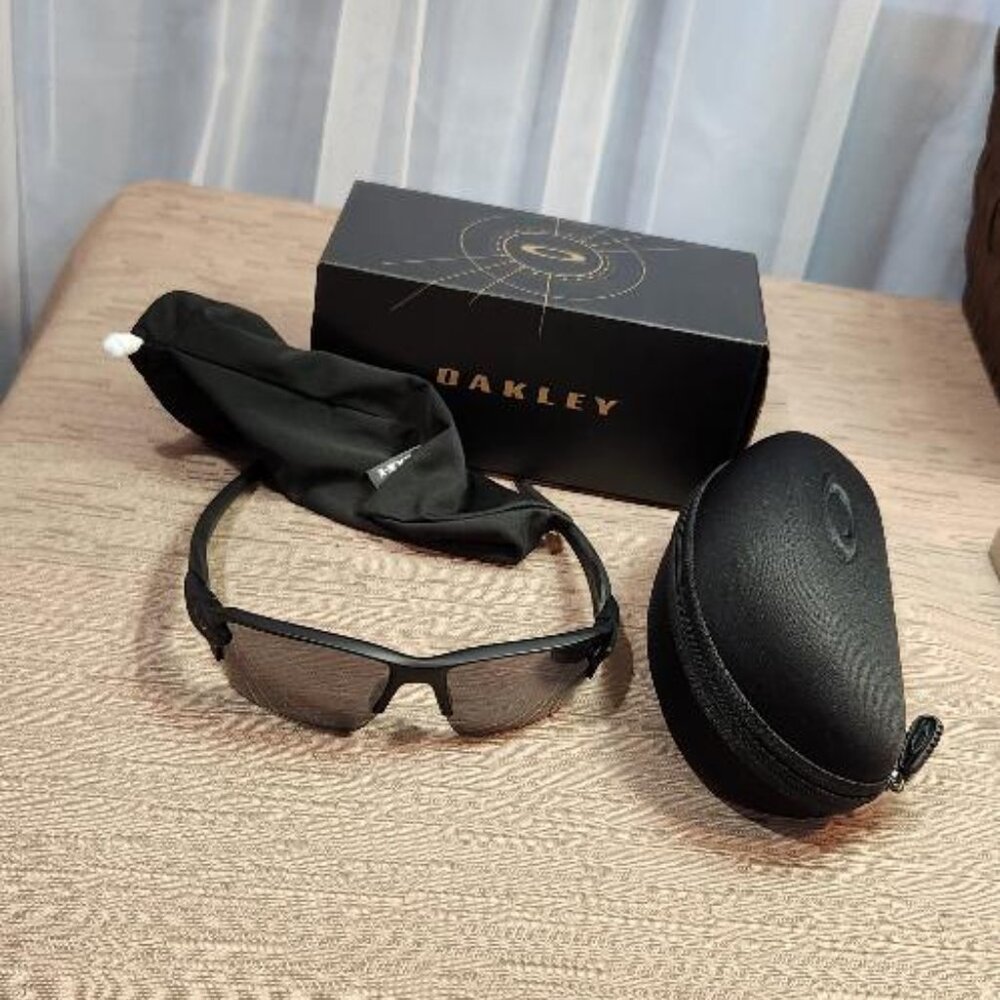 Oakley Flak 2.0 XXL Mens sunglasses Prizm Black lenses and Matte Black Frame
